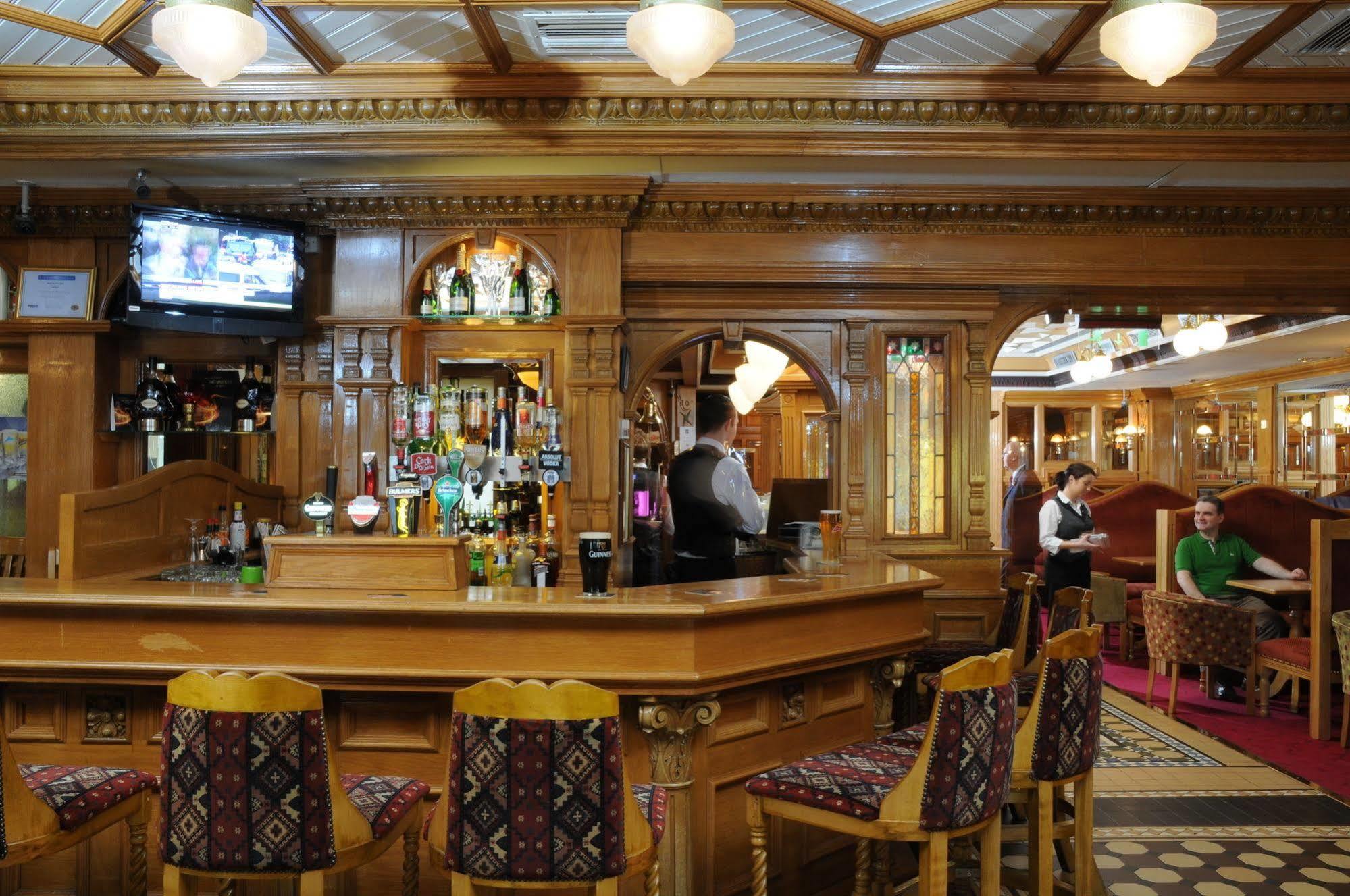 Park House Hotel Голуей Екстериор снимка